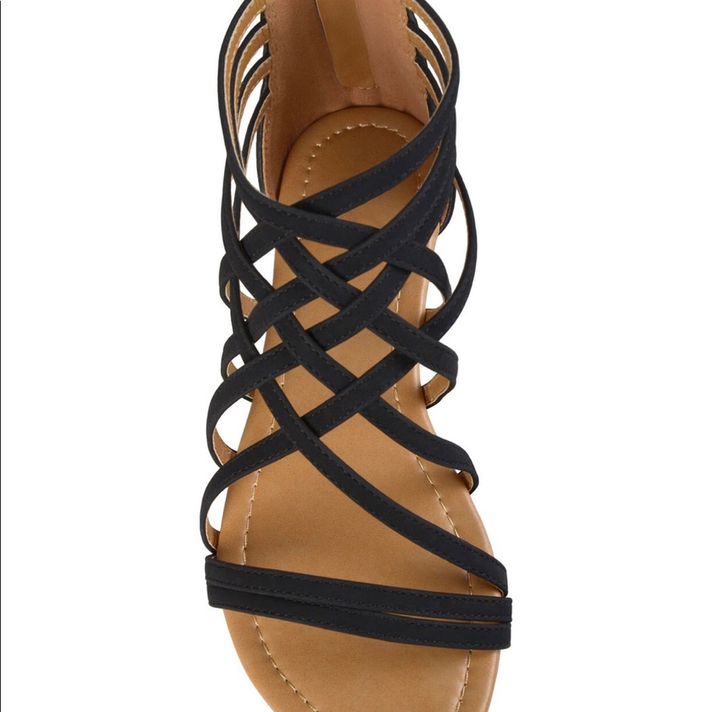Journee Collection Women's Hanni Sandals! - Picture 5 of 9